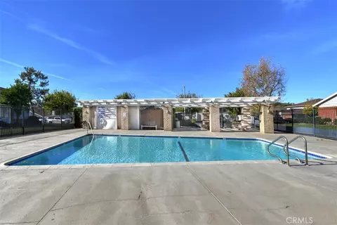 Exterior - 28159 Robin Ave, Saugus, CA 91350 photo 6 of 9