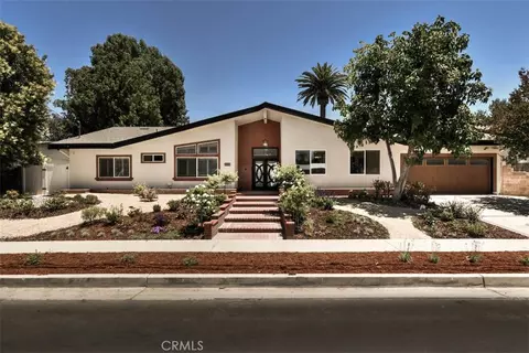 5124 Boda Pl, Woodland Hills, CA 91367