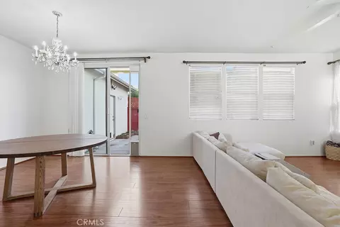 Living - 746 Kohala St, Oxnard, CA 93030 photo 2 of 2
