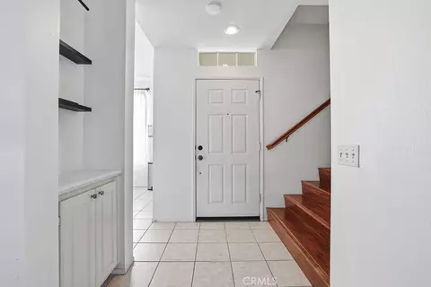 Entry Way - 746 Kohala St, Oxnard, CA 93030 photo 2 of 2