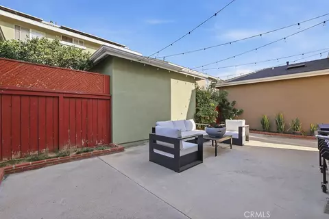 Exterior - 746 Kohala St, Oxnard, CA 93030 photo 5 of 7