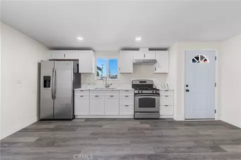 Entry Way - 44745 3rd E, Lancaster, CA 93535 photo 2 of 2