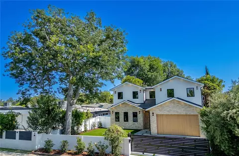 22616 Hatteras St, Woodland Hills, CA 91367