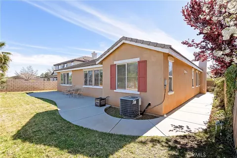 Exterior - 3607 Mountain Shadows Ct, Palmdale, CA 93551 photo 4 of 8