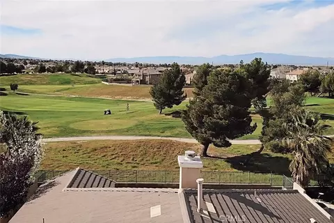 View/Area - 3607 Mountain Shadows Ct, Palmdale, CA 93551 photo 3 of 7
