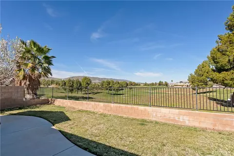 Exterior - 3607 Mountain Shadows Ct, Palmdale, CA 93551 photo 8 of 8
