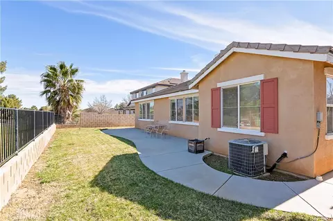 Exterior - 3607 Mountain Shadows Ct, Palmdale, CA 93551 photo 3 of 8