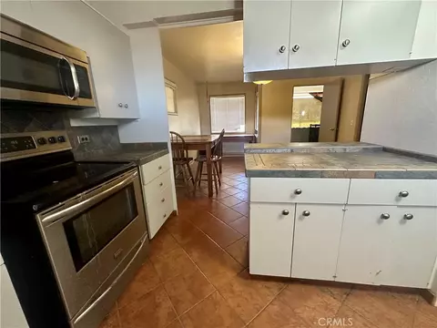 Kitchen - 1602 Collins, Needles, CA 92363 photo 3 of 5