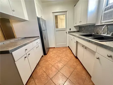 Kitchen - 1602 Collins, Needles, CA 92363 photo 4 of 5