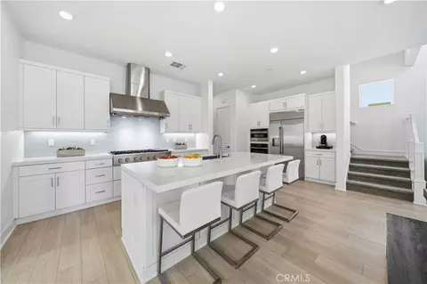 27516 Golden Currant Pl, Valencia, CA 91381