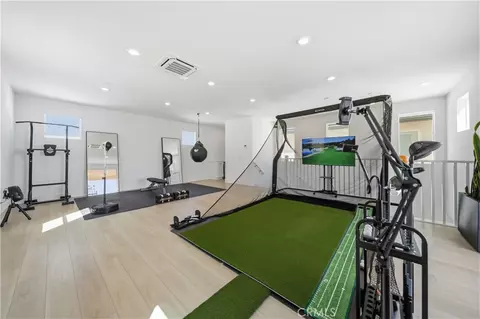 27516 Golden Currant Pl, Valencia, CA 91381