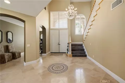 Entry Way - 5861 Mustang Dr, Simi Valley, CA 93063 photo 2 of 5
