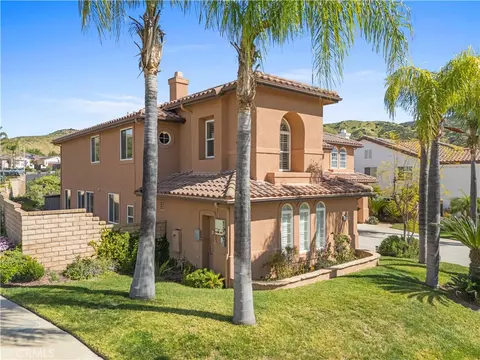 Exterior - 5861 Mustang Dr, Simi Valley, CA 93063 photo 2 of 16