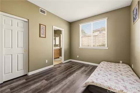Bedroom - 5861 Mustang Dr, Simi Valley, CA 93063 photo 1 of 11