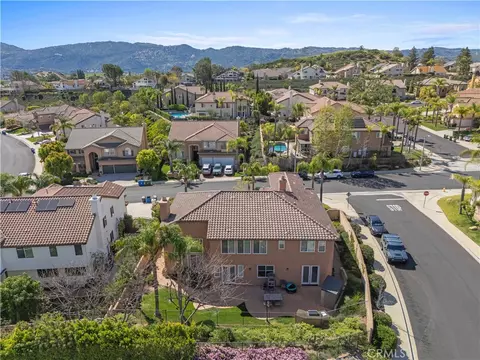 View/Area - 5861 Mustang Dr, Simi Valley, CA 93063 photo 3 of 4