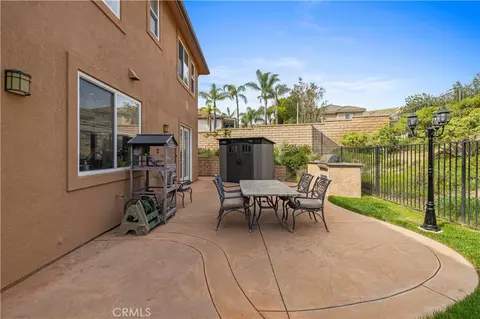 Exterior - 5861 Mustang Dr, Simi Valley, CA 93063 photo 13 of 16