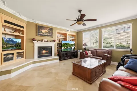 Living - 5861 Mustang Dr, Simi Valley, CA 93063 photo 4 of 5