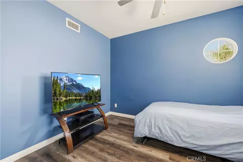 Bedroom - 5861 Mustang Dr, Simi Valley, CA 93063 photo 6 of 11