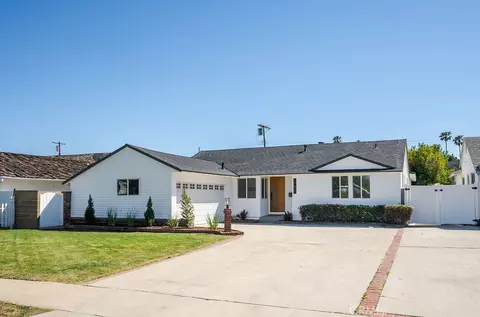 18630 Cantara St, Reseda, CA 91335