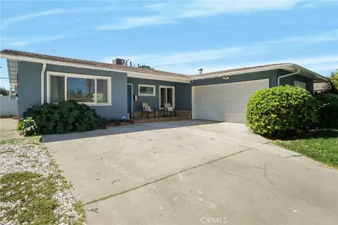 23928 Archwood St, West Hills, CA 91307