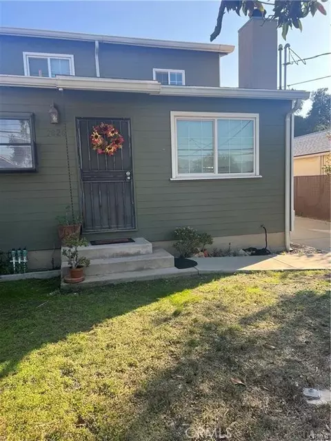 7626 Valmont, Tujunga, CA 91042