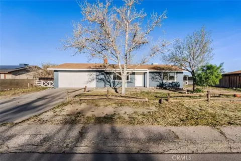 40974 156th St E, Lake Los Angeles, CA 93535