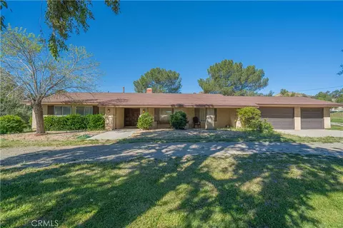 11424 Frascati St, Agua Dulce, CA 91390