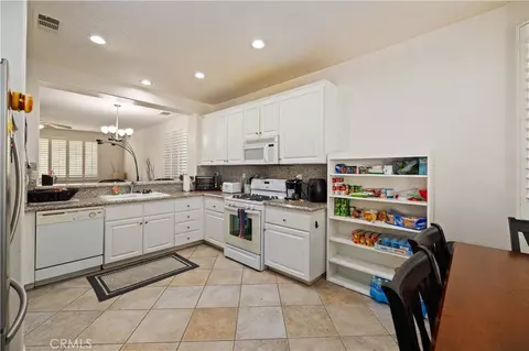 Kitchen - 4536 Jade Ct, Lancaster, CA 93536 photo 1 of 3