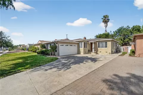 2517 W Redondo Bch, Gardena, CA 90249