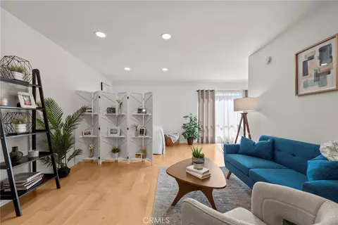 1735 N Fuller #425, Los Angeles, CA 90046