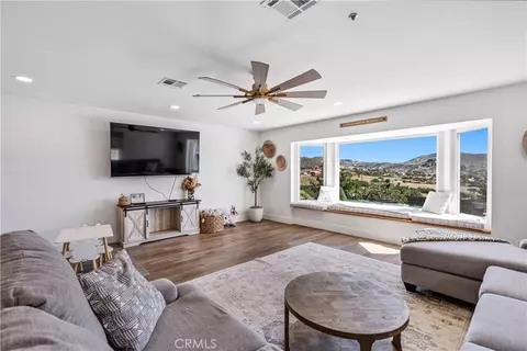 Living - 2807 Clanfield, Acton, CA 93510 photo 2 of 4