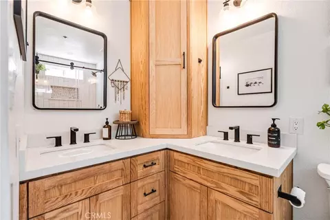 Bath - 2807 Clanfield, Acton, CA 93510 photo 2 of 4