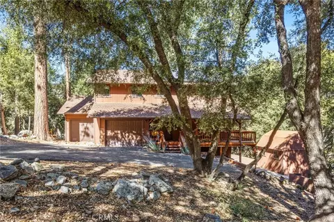 2332 Alpen Ct, Pine Mountain Club, CA 93222