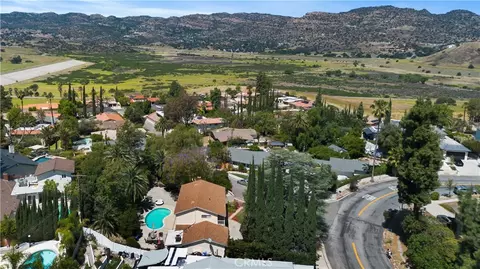 8721 Farralone, West Hills, CA 91304