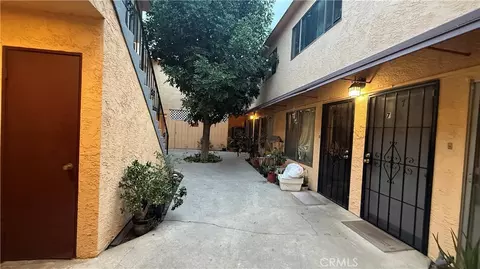 7904 Laurel Cyn #12, North Hollywood, CA 91605