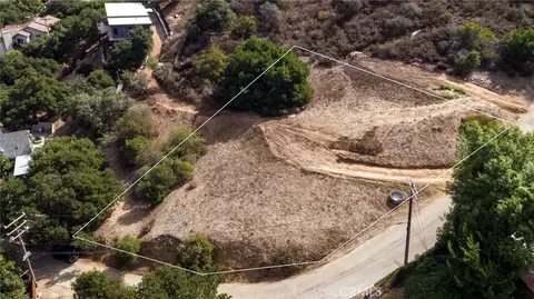 1 Donlin Ln, Newbury Park, CA 91320