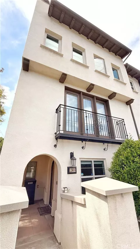 11908 Nixon, Whittier, CA 90601