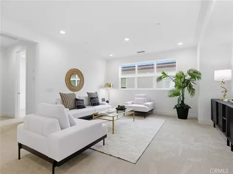 Living - 27546 Juniper Ln, Valencia, CA 91381 photo 11 of 12
