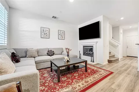 2234 Winifred #2, Simi Valley, CA 93063