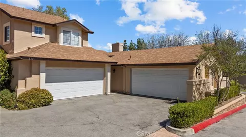 22942 Banyan #316, Santa Clarita, CA 91390