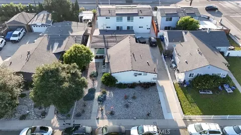 8309 Barnsley Ave, Los Angeles, CA 90045