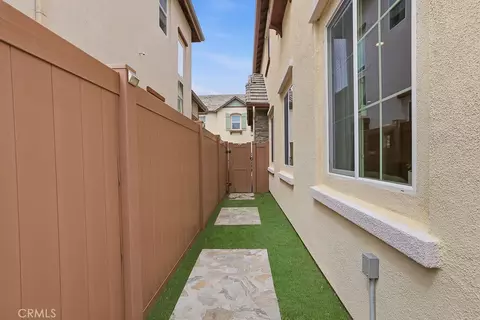Exterior - 1616 Range Rd, Oxnard, CA 93036 photo 7 of 17
