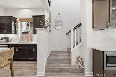 Entry Way - 1616 Range Rd, Oxnard, CA 93036 photo 8 of 14