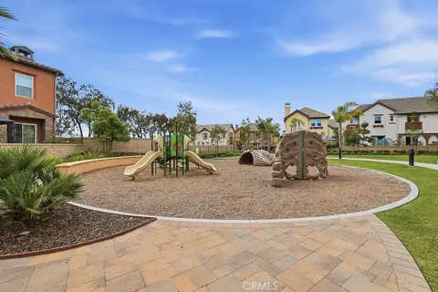 Exterior - 1616 Range Rd, Oxnard, CA 93036 photo 13 of 17