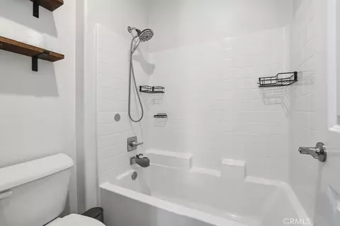 Bath - 1616 Range Rd, Oxnard, CA 93036 photo 7 of 7