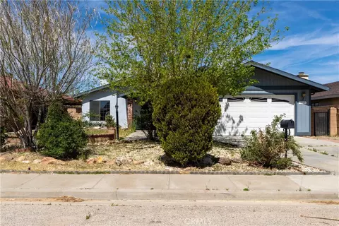 11049 Rome Beauty Dr, California City, CA 93505