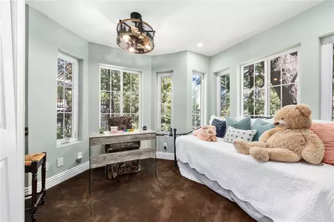 Other - 447 Bay View Dr, Lake Arrowhead, CA 92352 photo 4 of 10