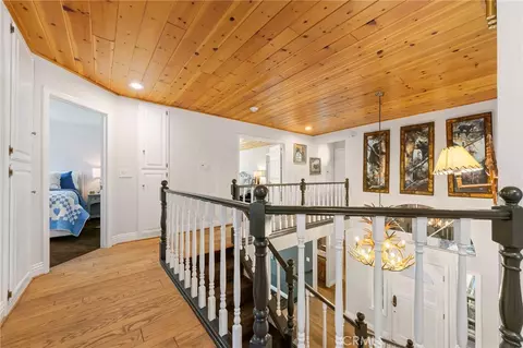 Entry Way - 447 Bay View Dr, Lake Arrowhead, CA 92352 photo 2 of 2