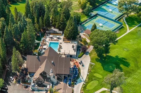 Other - 447 Bay View Dr, Lake Arrowhead, CA 92352 photo 9 of 10