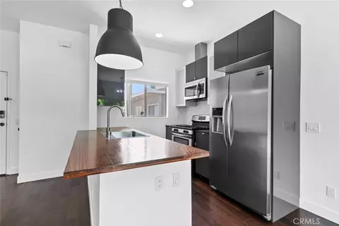 4859 Coldwater Cyn #12, Sherman Oaks, CA 91423